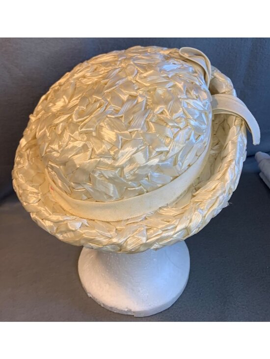Ladies Ivory Raffia Hat with Ivory Ribbon Size Large Vintage main image 8
